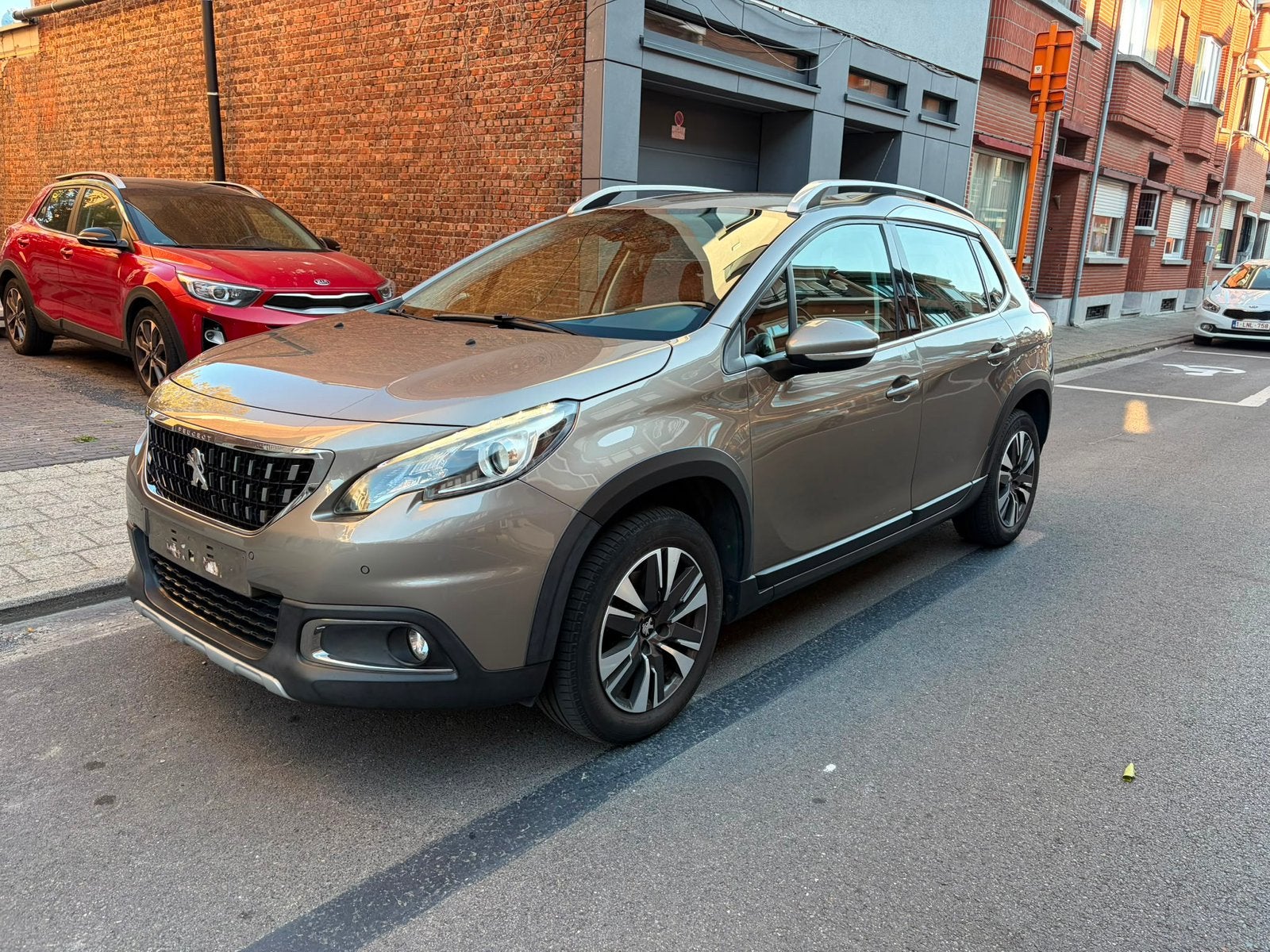 Peugeot 2008 Euro6 Benzine Automaat, Auto's, Peugeot, Automaat, Euro 6, Airconditioning, Bedrijf