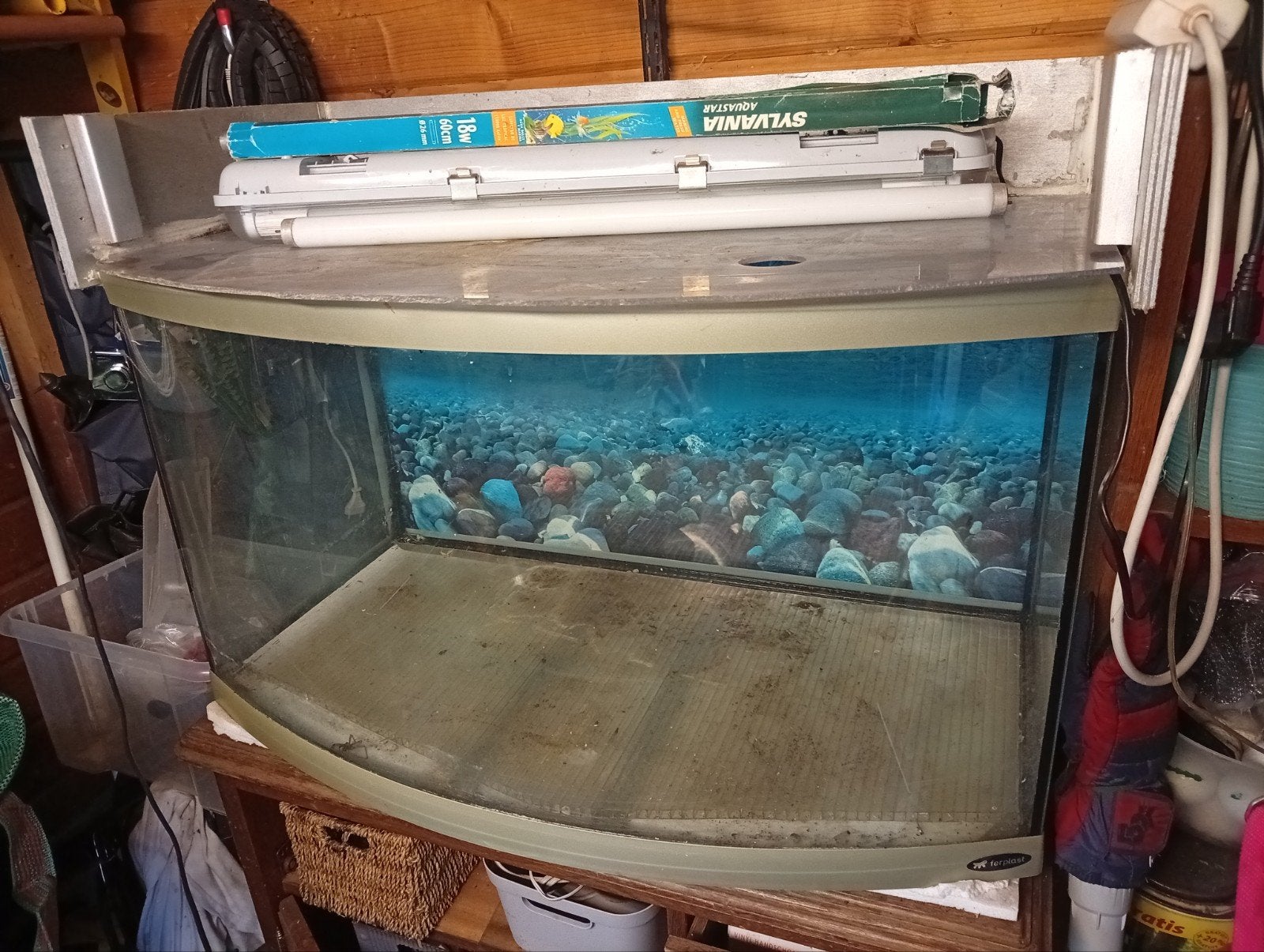 aquarium zelf een dak gemaakt  zijn lichten bij en bio filte, Dieren en Toebehoren, Vissen | Aquaria en Toebehoren, Ophalen of Verzenden