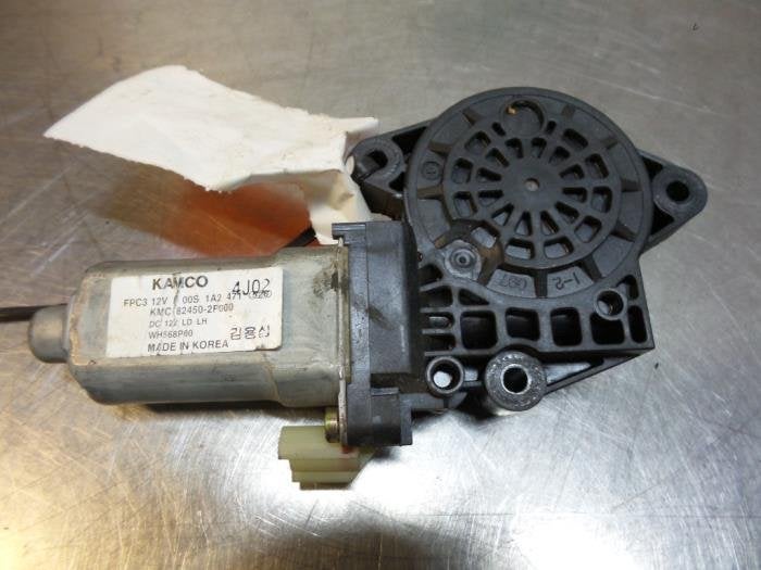 Moteur de vitre portière d'un Kia Cerato (Cerato 04-), Autos : Pièces & Accessoires, Kia, -, 3 mois de garantie, Utilisé