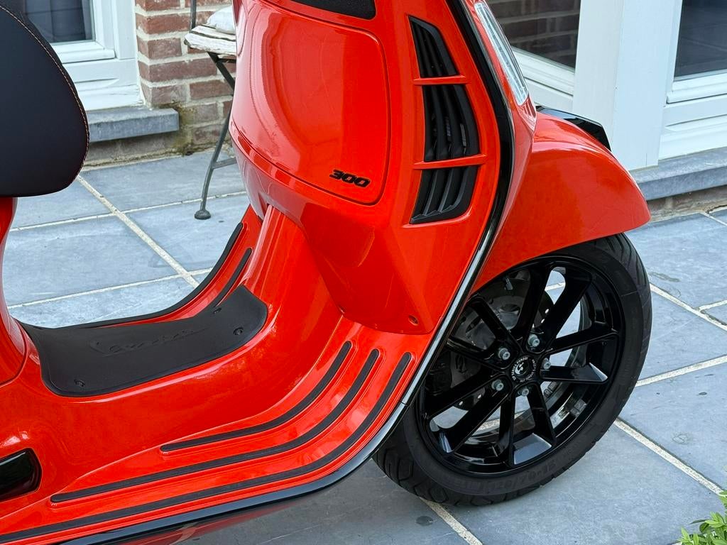 Vespa GTS 300 Supersport Oranje Impulsivo nieuw model!, Scooter, Nieuw, Particulier, Automaat