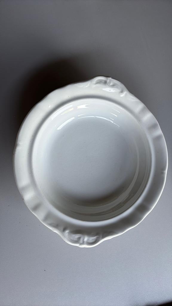 Plat en porcelaine, Enlèvement