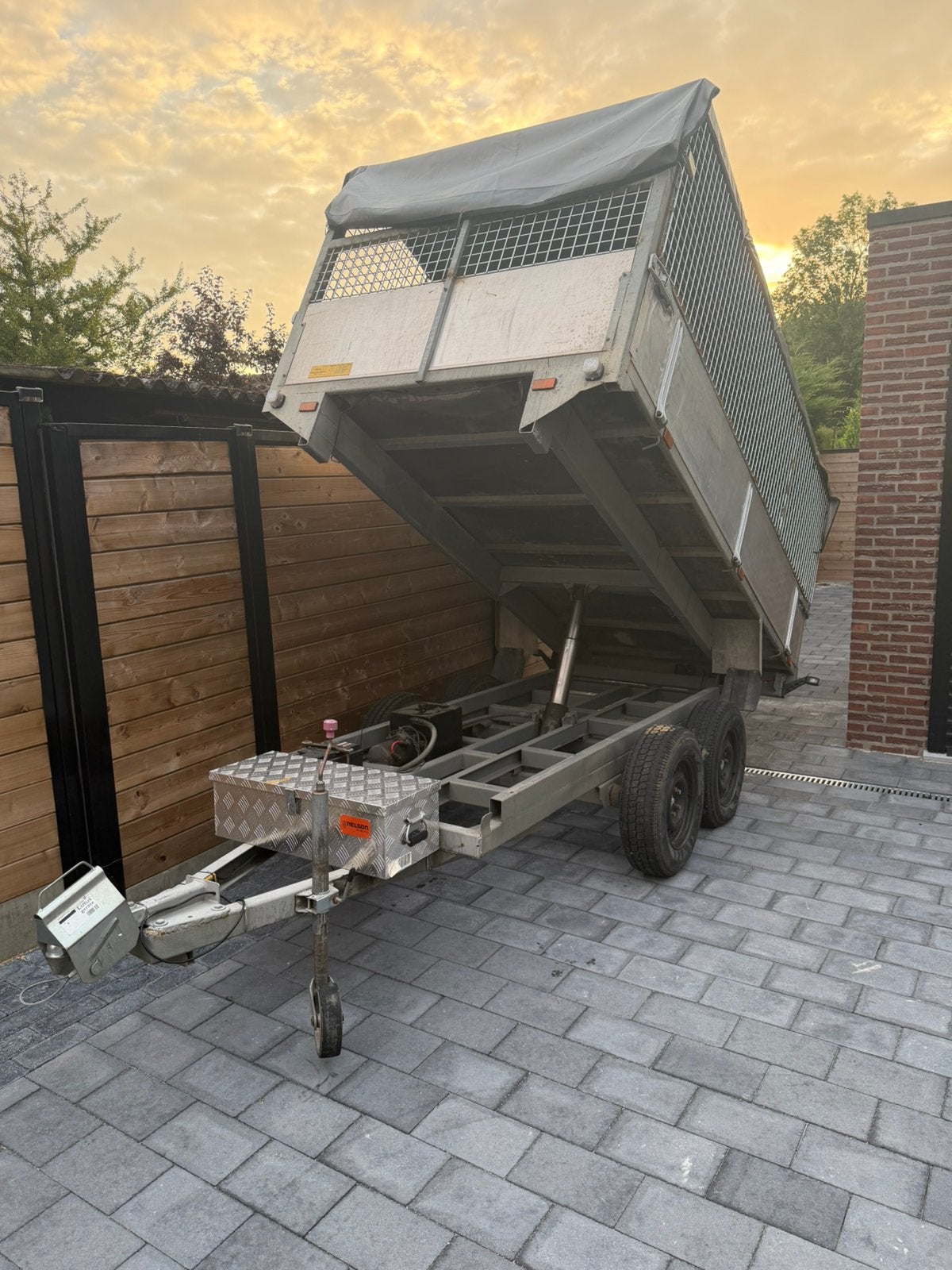 Aanhangwagen dubbelasser kipper 750 kg, Ophalen, Gebruikt