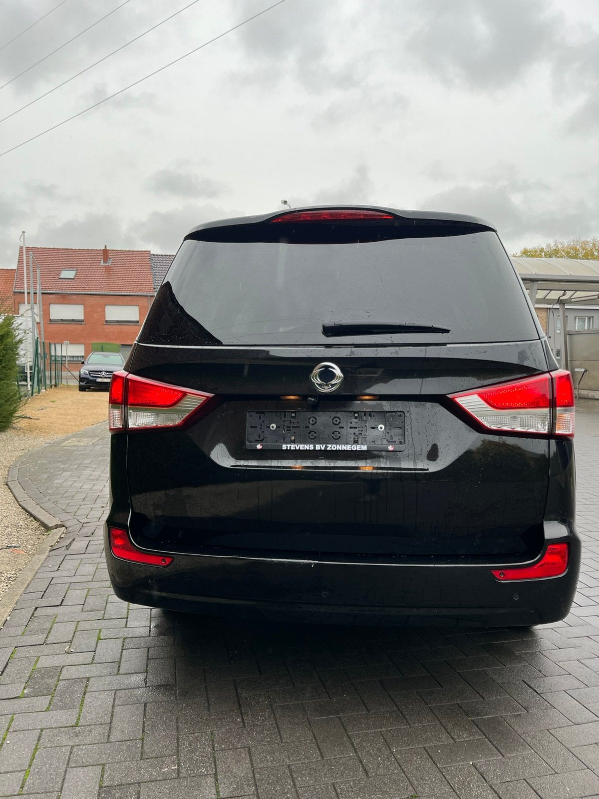 SsangYong Rodius 2016 diesel147000km Lichtevracht Automaat, Auto's, Automaat, 2157 cc, Euro 6, Zwart