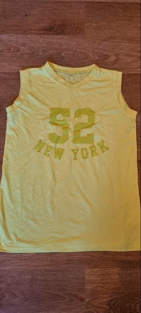 fluo gele t-shirt zonder mouwen maat 158 - 164, Ophalen of Verzenden, Zo goed als nieuw, Jongen, Shirt of Longsleeve