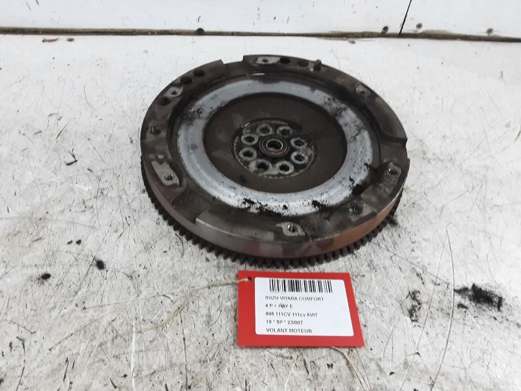 VOLANT MOTEUR Suzuki Vitara (LY / MY) (01-2015/-), Mevr. I. Hauben, Utilisé, Rue de l'Espoir 34 34
4030  GRIVEGNÉE, BE, Info@Collignon.be