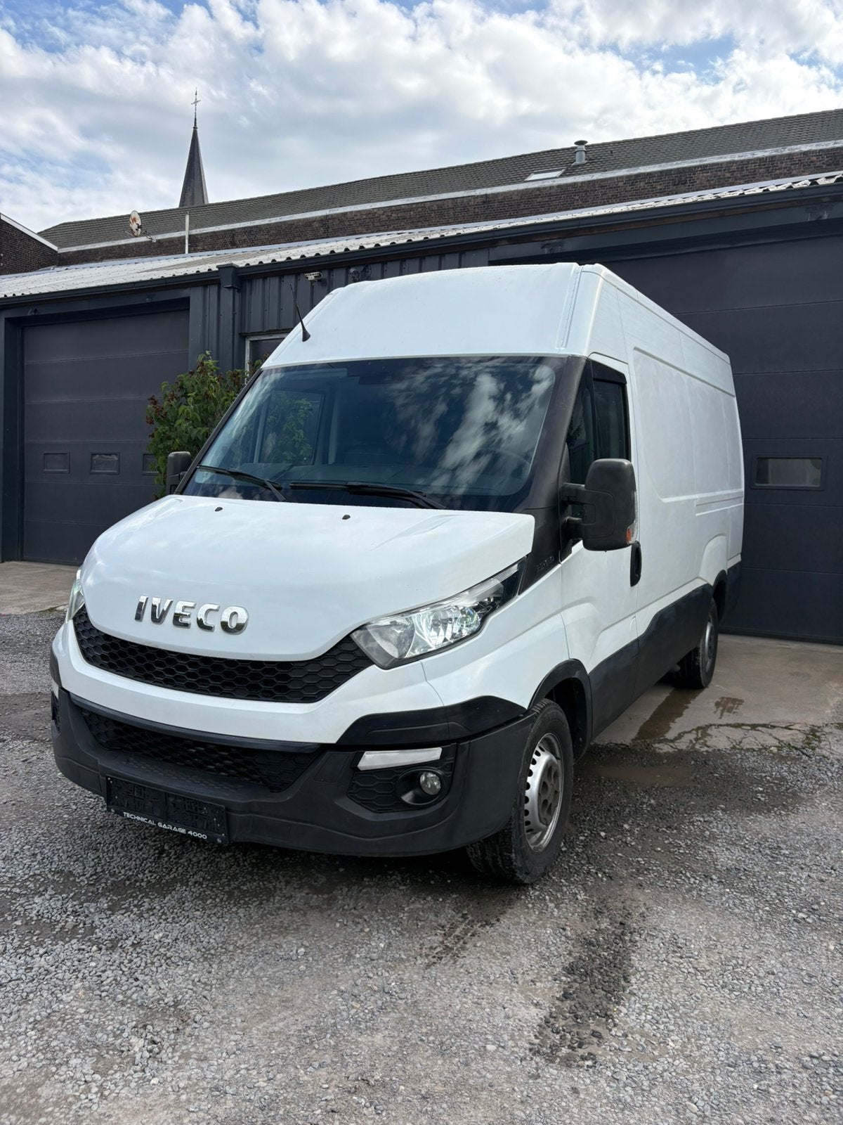 Iveco Daily 35C15D 3.0 Turbo WG, Cuir, Euro 5, Ordinateur de bord, Entreprise