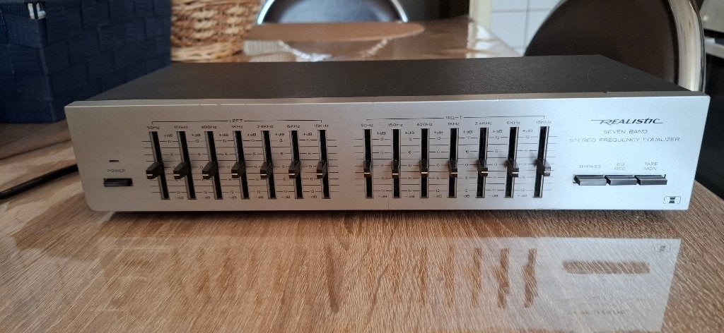 Realistic Equalizer 7-Band - 2-Kanal-EQ, Musique & Instruments, Effets, Enlèvement ou Envoi, Equalizer ou Égaliseur