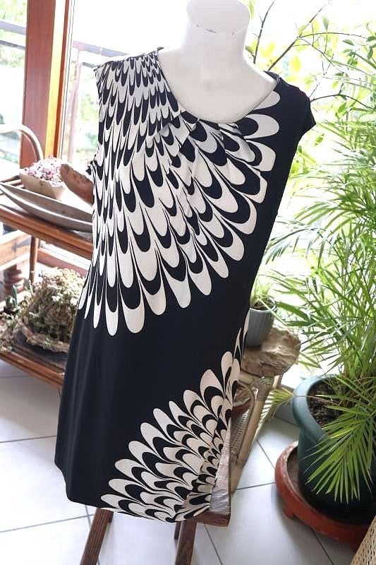 wit zwart creatieve top jurk, Wit, Dresses Yessica, Maat 46/48 (XL) of groter, Ophalen of Verzenden