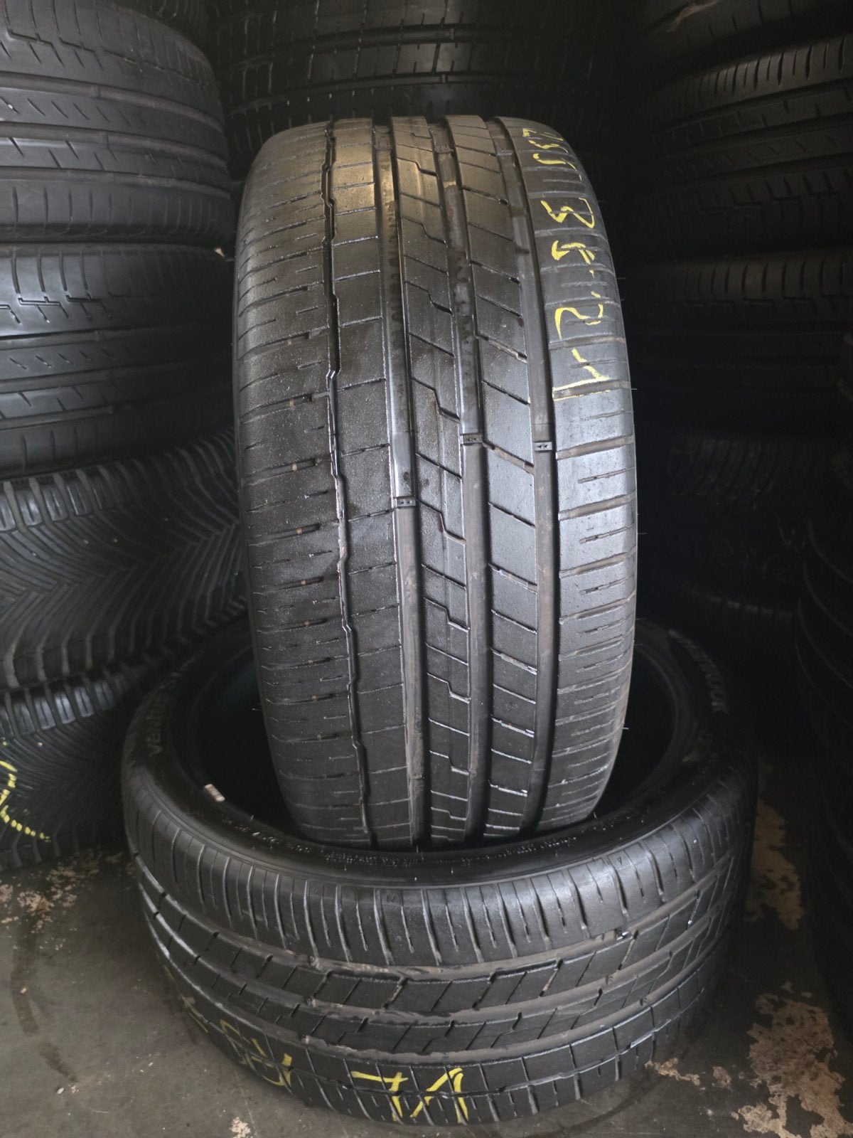 255 35 21 hankook avec montage et équilibrage, Enlèvement