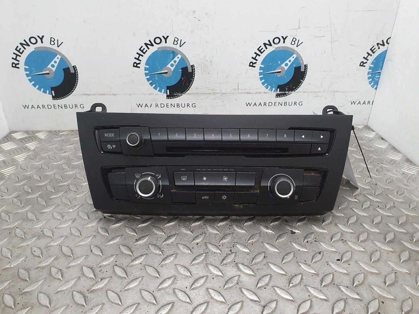 BMW 1 SERIES F20 116I  KACHEL BEDIENINGSPANEEL 2012, Ophalen of Verzenden, Gebruikt, ARN erkend