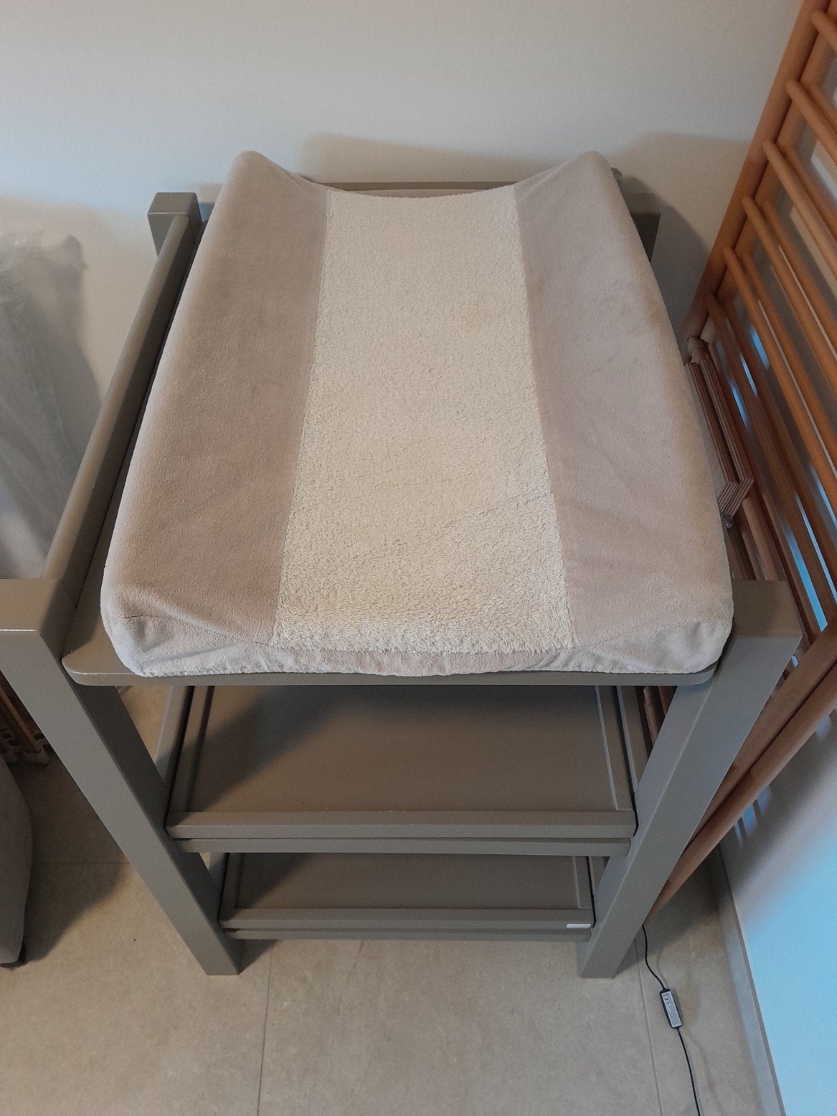 mooie verzorgingstafel van quax, Kinderen en Baby's, Ophalen, Gebruikt, Commode