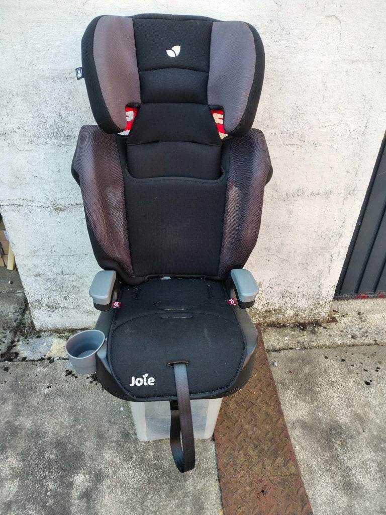Rehausseur de siège avec ceinture JOIE, Autres marques, Ceinture de sécurité, Dossier réglable, Comme neuf