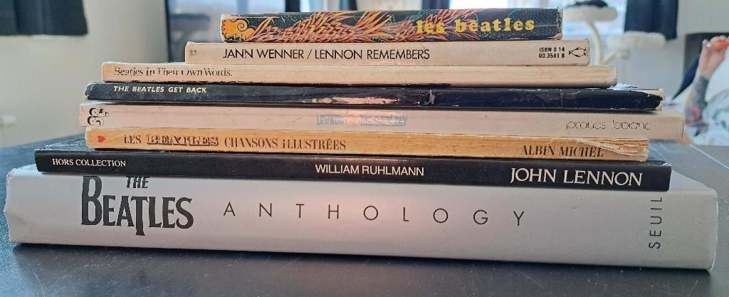 The Beatles - Lot exceptionnel de 8 livres historiques, Gelezen, Différents auteurs, Artiest, Ophalen of Verzenden