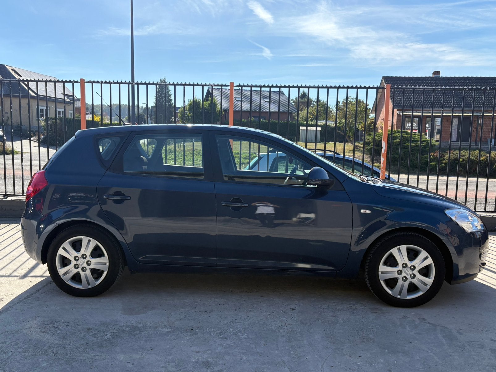 KIA CEED 1.4i ESSENCE 8 000KM RÉEL CARPASS 5 PORTES CLIM, Autos, https://public.car-pass.be/vhr/0ac131cf-30a0-4723-bb53-4055092b735f