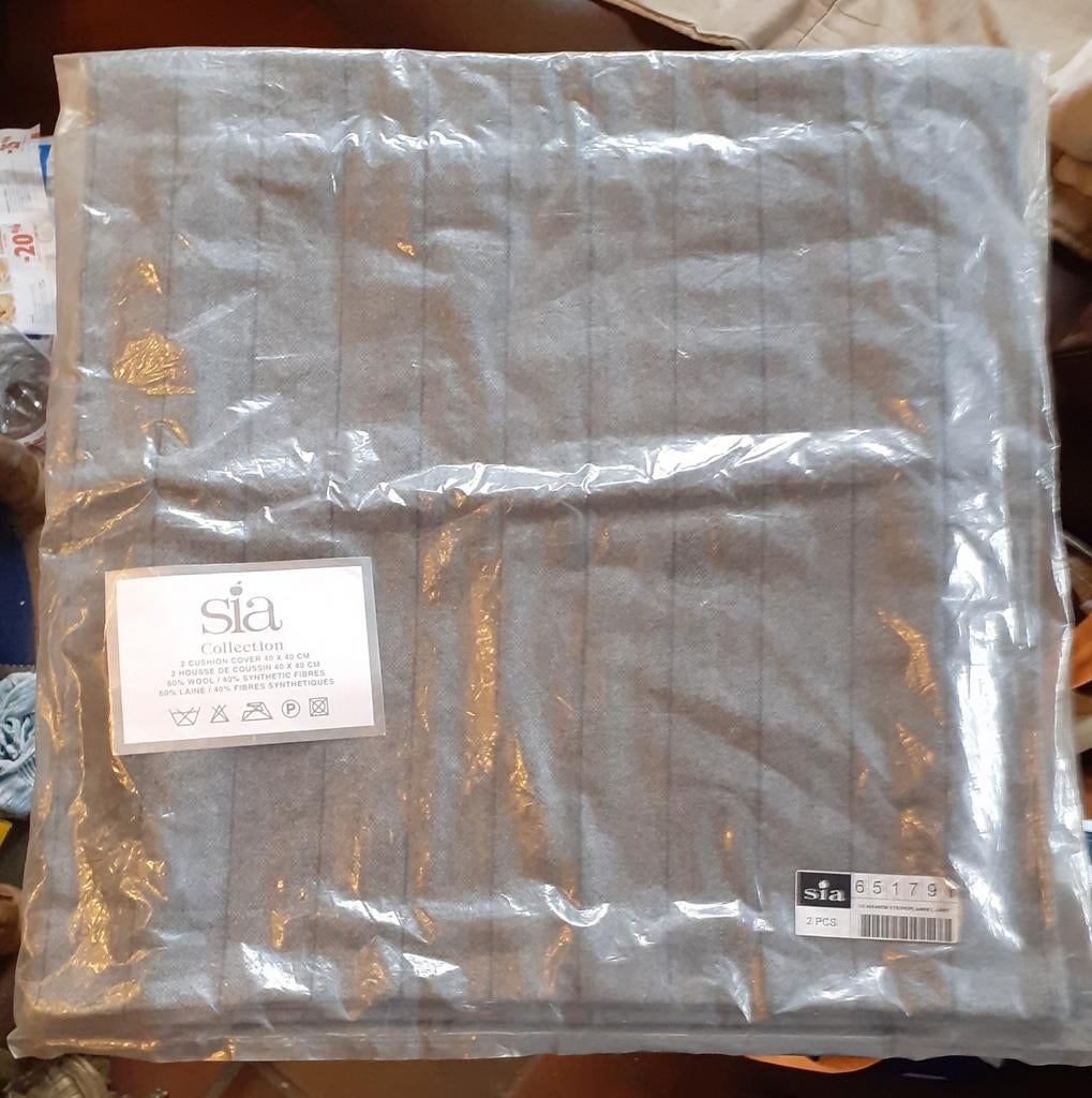 2 housses neuves pour coussin gris ligne de 40x40cm, Grijs