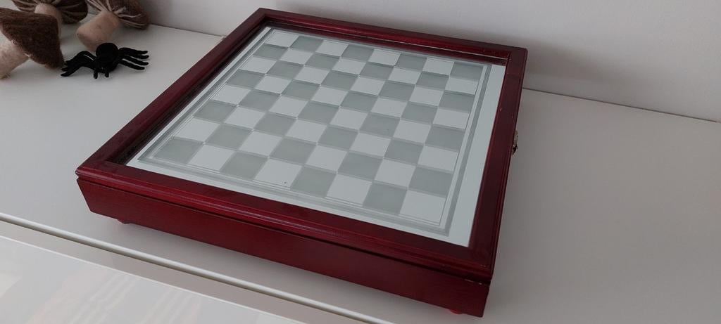 schaakbord in glas met spiegel, Ophalen, Zo goed als nieuw