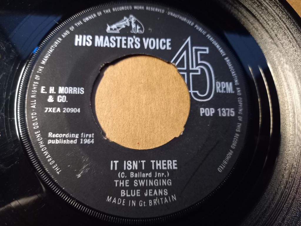 The Swinging Blue Jeans ‎– It Isn't There '7, Ophalen of Verzenden, Zo goed als nieuw, Pop
