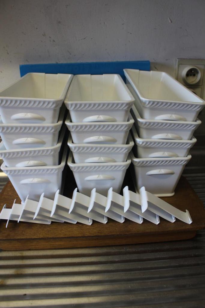 Barquettes blanches pour pâté, pain de viande, cake ou......, Enlèvement ou Envoi, Utilisé, Autres styles, Balance ou Balances