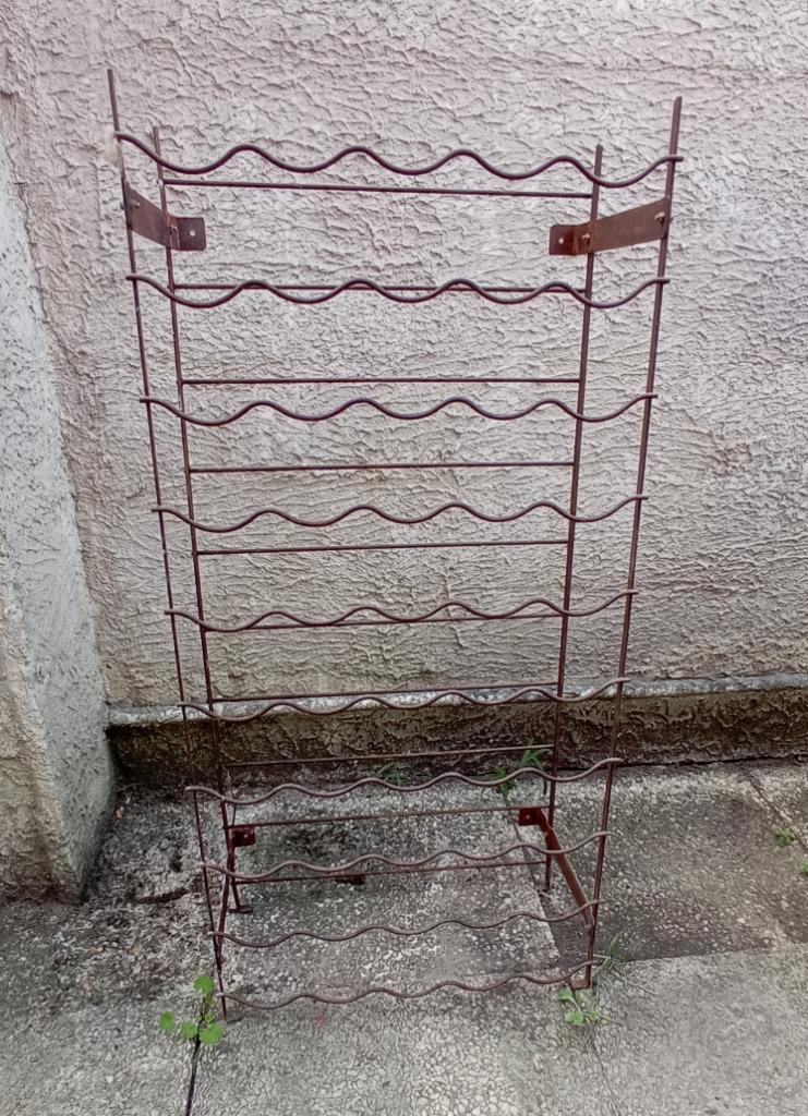 Porte bouteilles métallique, Ophalen, Zo goed als nieuw, Metaal, 25 flessen of meer
