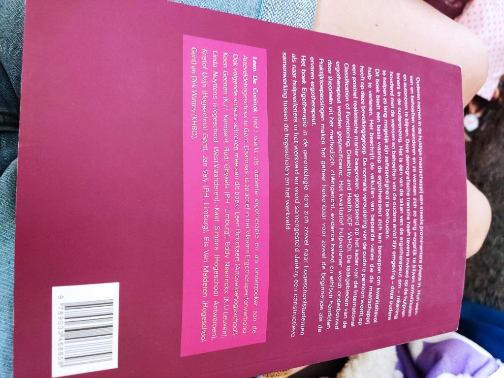 Boek ergotherapie in de gerontologie, Boeken, Studieboeken en Cursussen, Ophalen of Verzenden, Zo goed als nieuw, Hoger Onderwijs