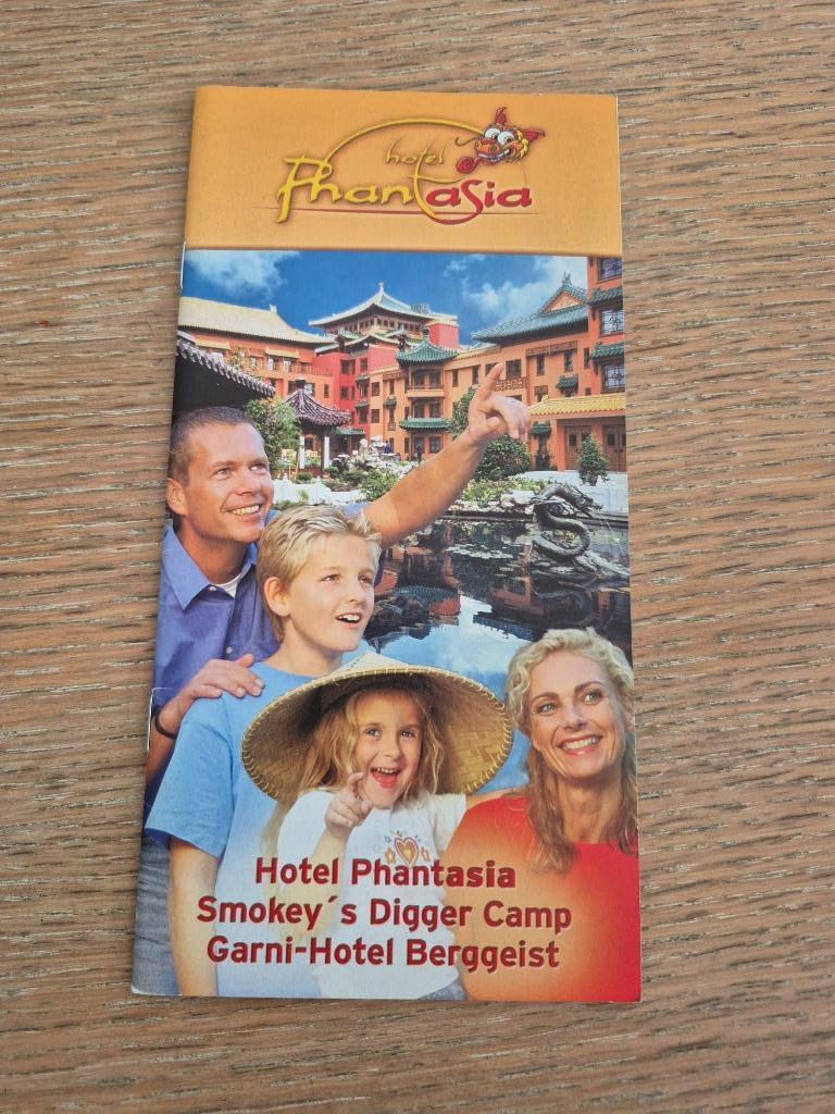 Folder & gids hotels Phantasialand 2006, Collections, Enlèvement ou Envoi, Comme neuf