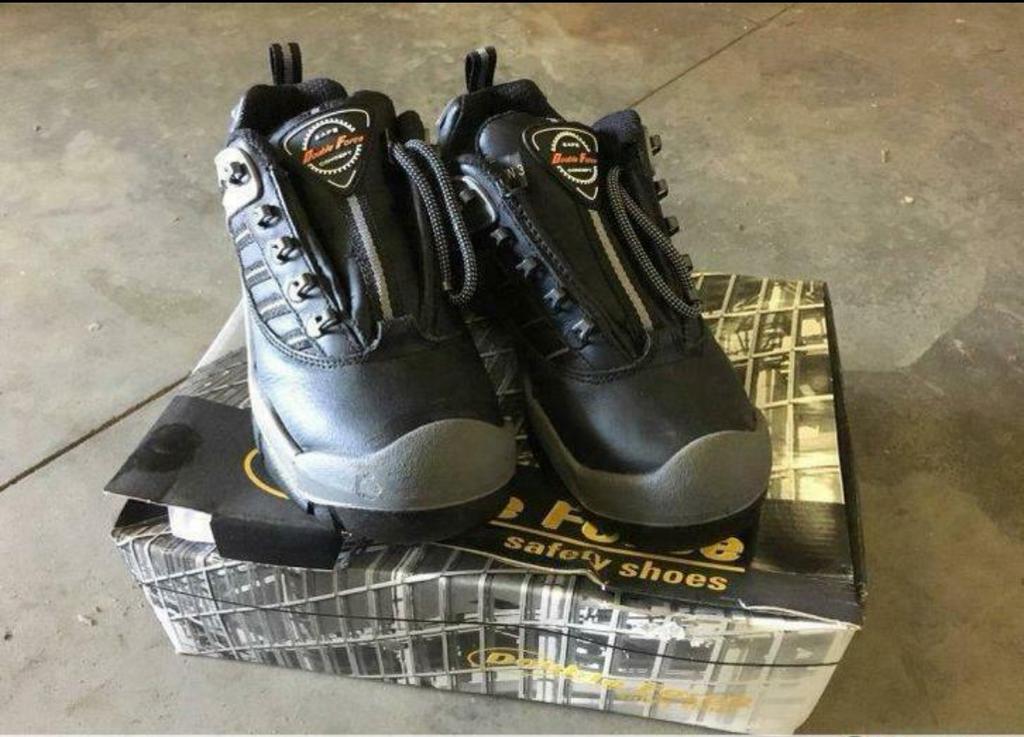 Nieuwe werkschoenen maat 39 veiligheidsschoenen, Ophalen of Verzenden