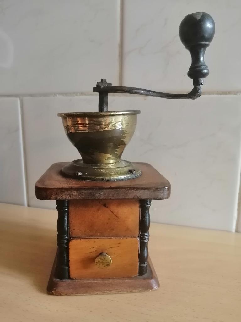 Moulin à poivre en bois et cuivre, Enlèvement ou Envoi