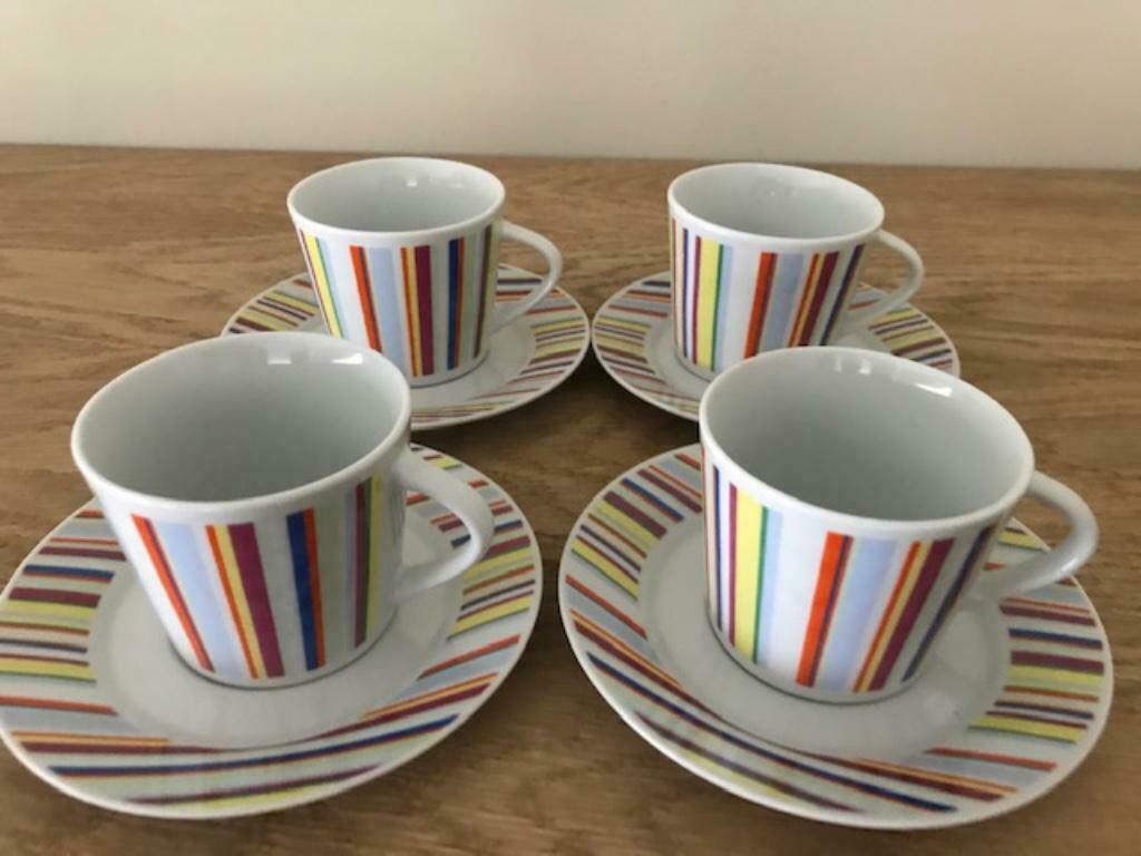 4 Nieuwe koffiekoppen + schoteltjes (zn3338), Ophalen of Verzenden, Nieuw, Overige stijlen, Kop(pen) en/of Schotel(s)