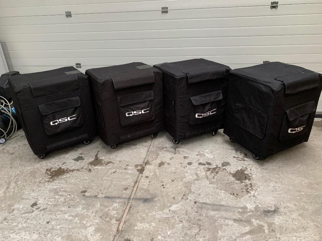 Qsc KW181 sub met qsc hoes, TV, Hi-fi & Vidéo, Enlèvement, Comme neuf, Subwoofer, Autres marques