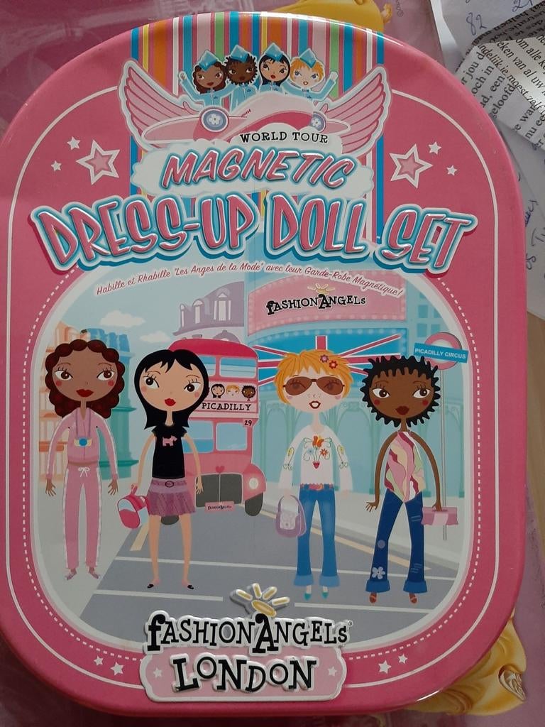 Magnetic dress up doll set, Kinderen en Baby's, Speelgoed | Educatief en Creatief, Ophalen of Verzenden, Zo goed als nieuw