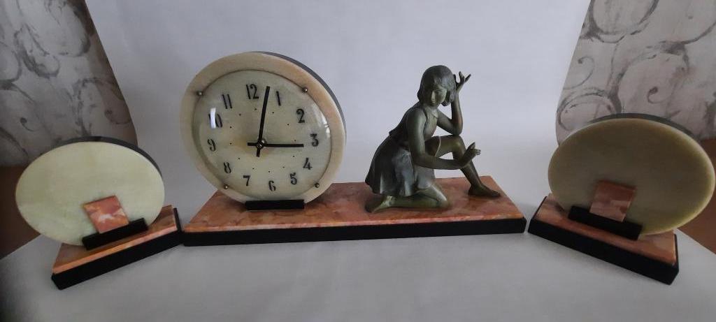 vintage klok met beeld en 2 boeksteunen marmer/albast, Antiek en Kunst, Ophalen