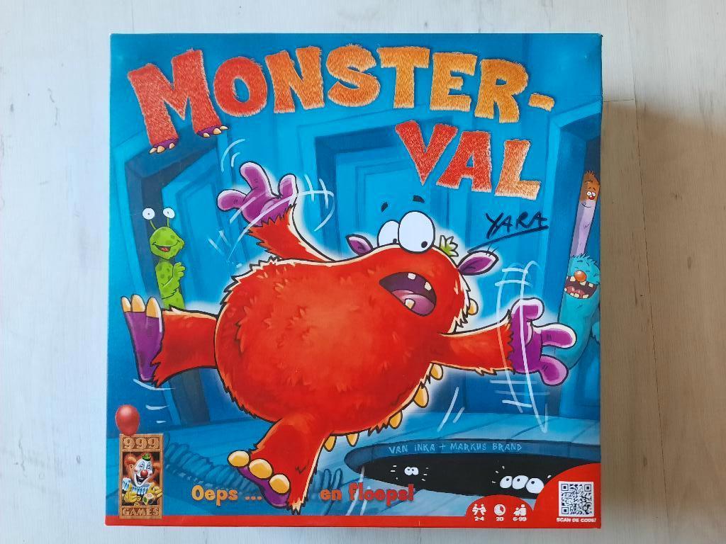 Gezelschapsspel - Monsterval, Hobby en Vrije tijd, Drie of vier spelers, Ophalen of Verzenden, Gebruikt, 999 Games