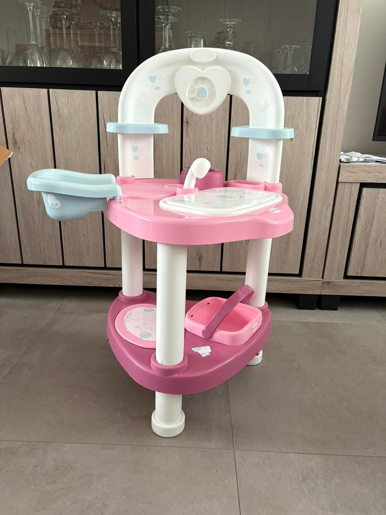 Poppen verzorgingstafel Smoby, Ophalen, Zo goed als nieuw