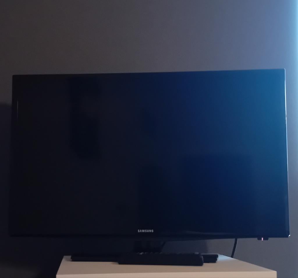 Samsung led tv met voet, Ophalen, LED, Samsung