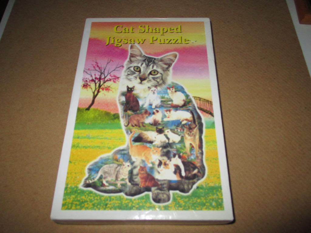 cat shaped jigsaw puzzle merk ACME, Hobby en Vrije tijd, Ophalen of Verzenden, 500 t/m 1500 stukjes, Zo goed als nieuw, Legpuzzel