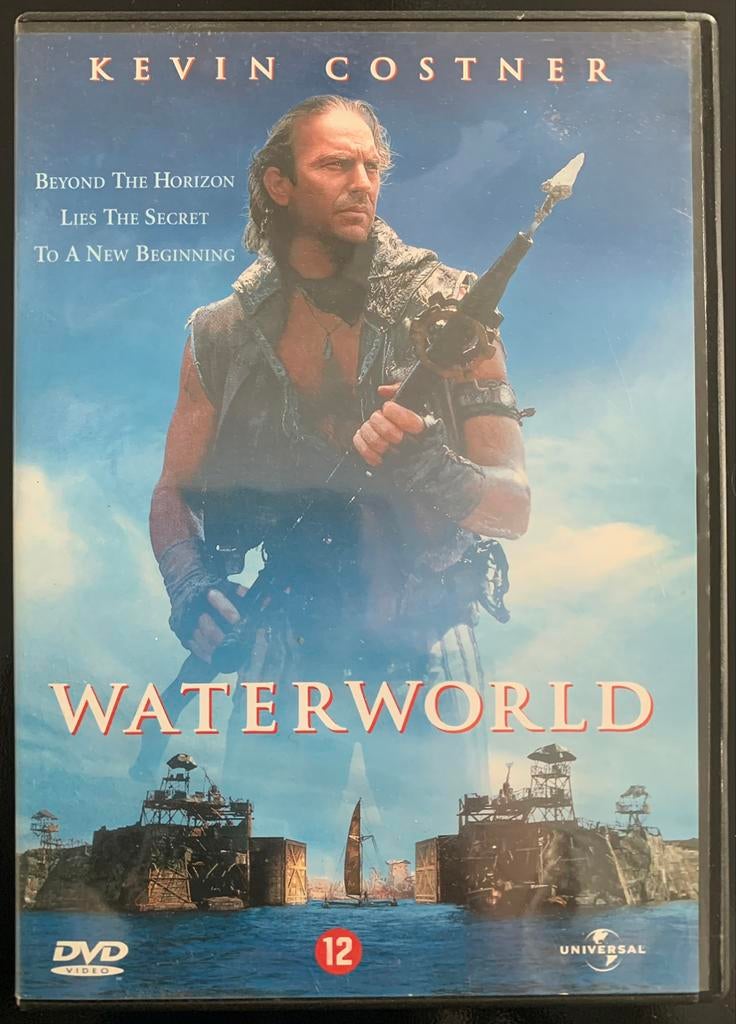 WATERWORLD, Vanaf 12 jaar, Ophalen of Verzenden, Zo goed als nieuw, Science Fiction