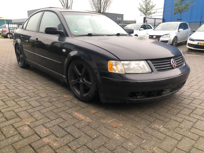 Portière 4portes avant droite d'un Volkswagen Passat (LC9Z), Volkswagen, -, 3 mois de garantie, Utilisé