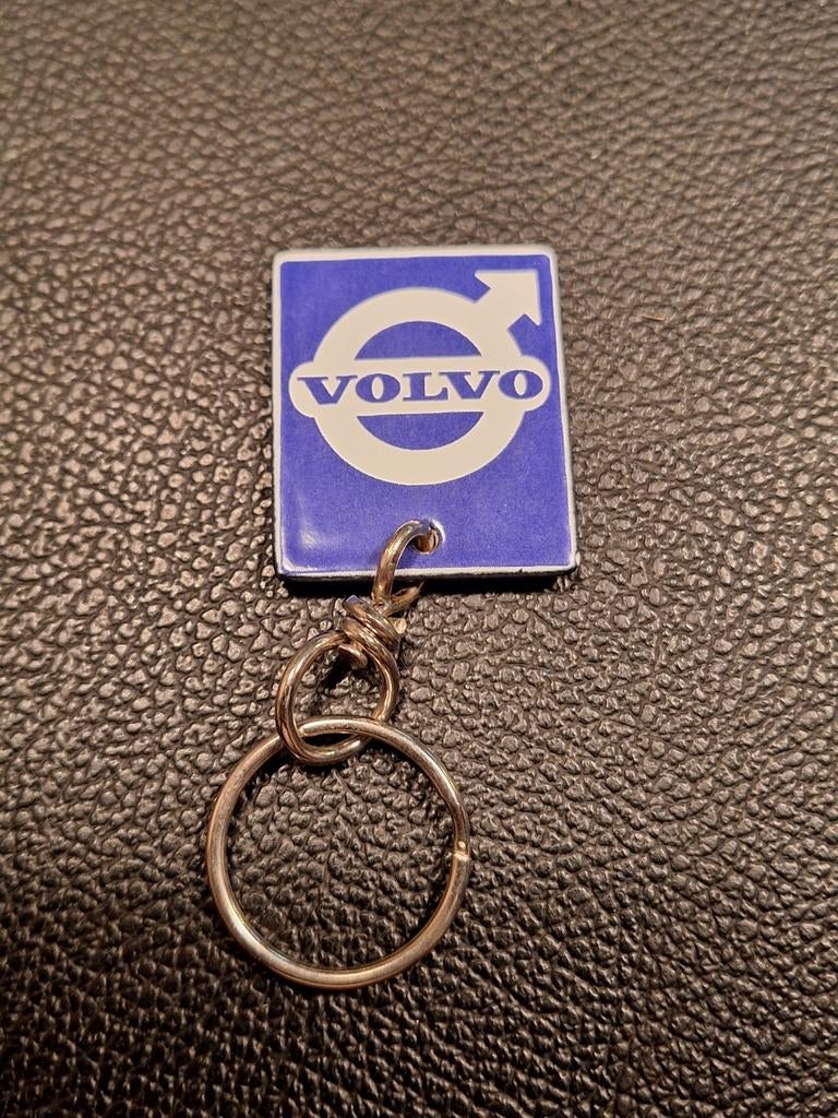 Emaille volvo sleutelhanger nieuw, Ophalen of Verzenden