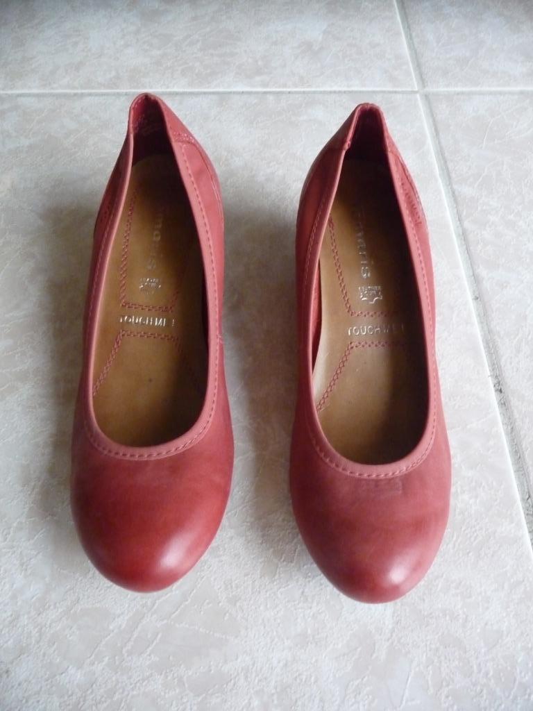Toffe Sleehakpumps Tamaris maat 36, Enlèvement ou Envoi, Comme neuf, Chaussures basses, Rouge