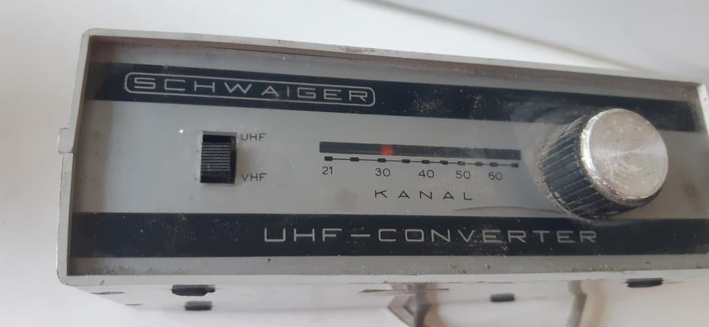 UHF converter Schwaiger, Ophalen of Verzenden, Gebruikt