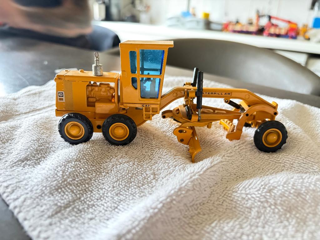 Caterpillar niveleerder, Verzamelen, Ophalen, Gebruikt, Auto's