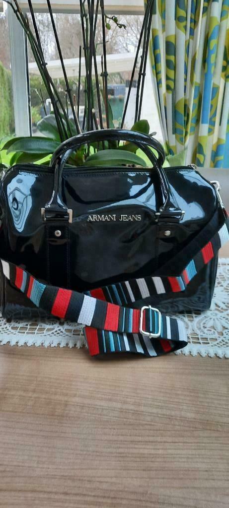 Origineel armani jeans tas bowling model zwat kleur, Ophalen of Verzenden, Zo goed als nieuw, Zwart, Handtas