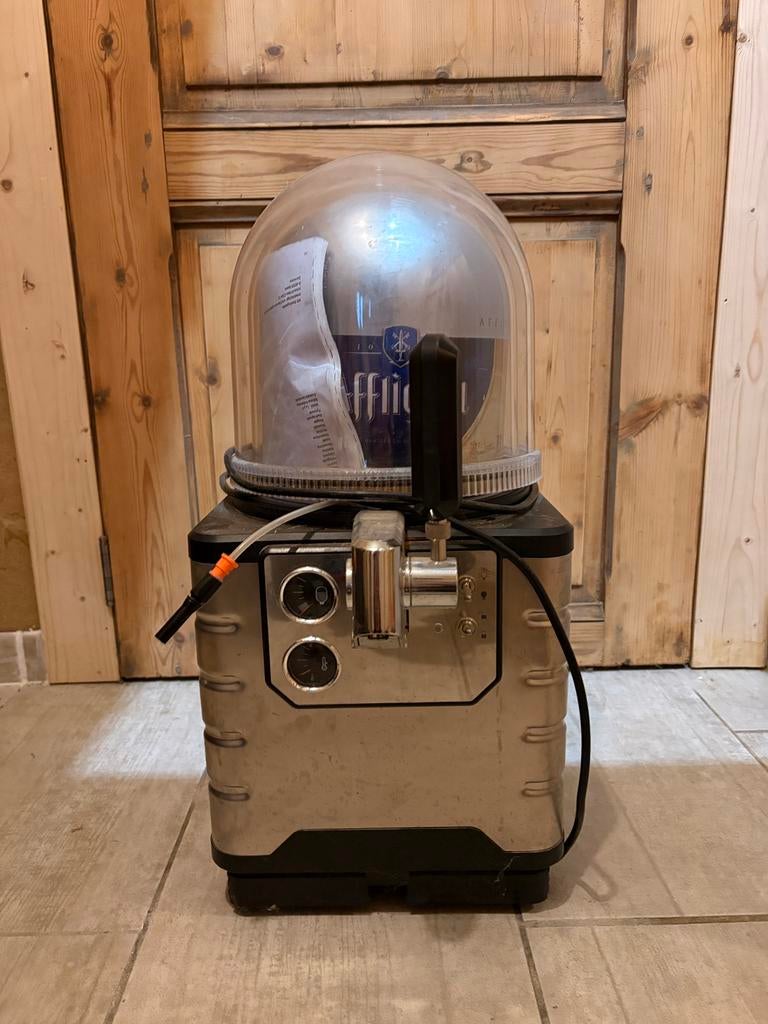 Bier tap, Enlèvement, Comme neuf