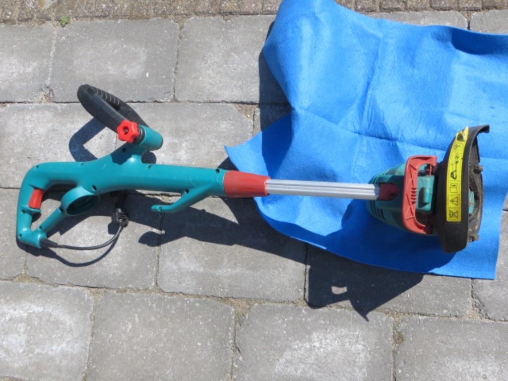 Bosch - Combitrim - kantenmaaier - niet volledig - gras, Ophalen, Gebruikt, Elektrisch, Bosch