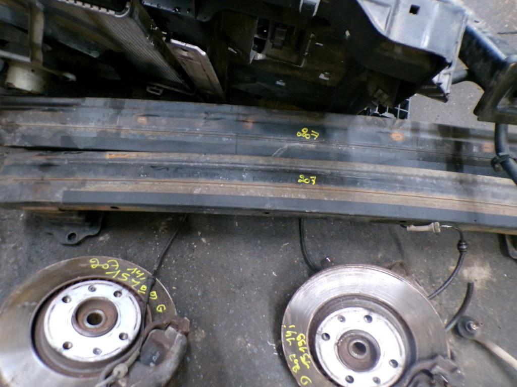 Renfort pare choc avant Peugeot 207 2006-2013 LP/15199, Pare-chocs, Enlèvement, Utilisé, Avant