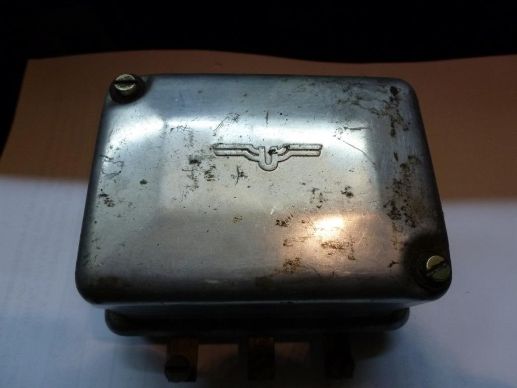 vintage   vauxhall victor jaren 50/60 laadstroomregelaar, Ophalen of Verzenden, Gebruikt, Oldtimer onderdelen