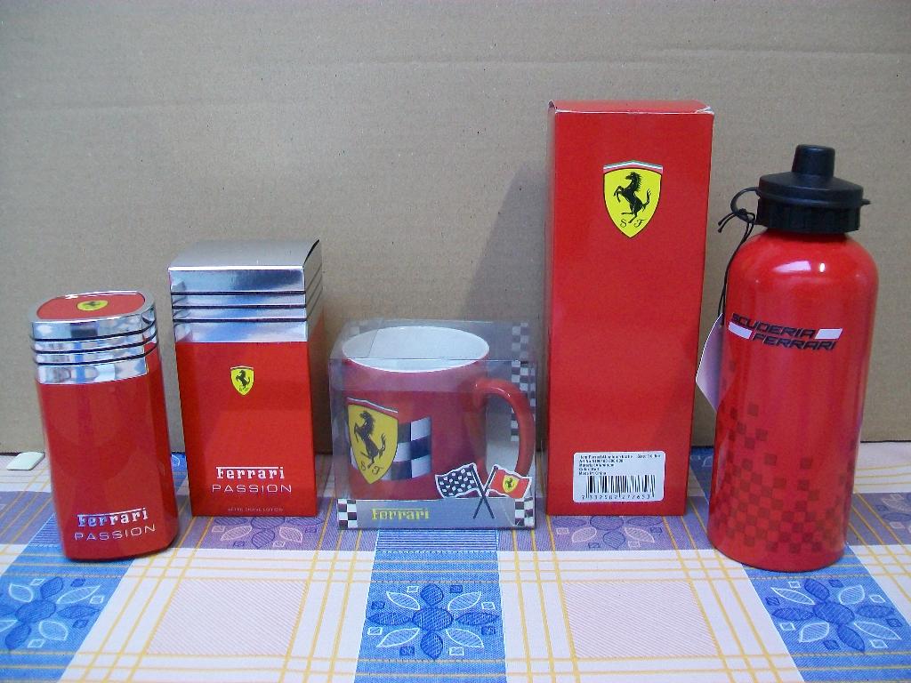 Ferrari F1 - Formule 1 - Tas - Mok - Spa - Francorchamps, Enlèvement ou Envoi, Comme neuf, ForTwo