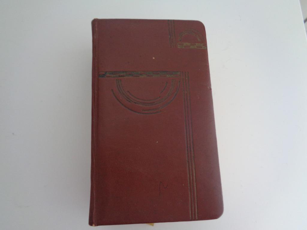 Missel quotidien vespéral N 138 F. Vintage 1947, Collections, Religion, Enlèvement ou Envoi, Utilisé, Livre, Autres religions