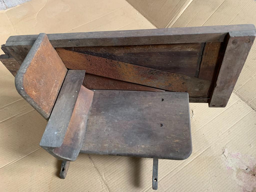 oude broodsnijmachine, Ophalen