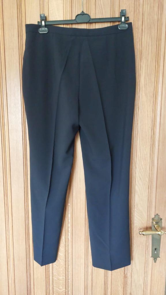 zwarte broek Natan maat 46, Kleding | Dames, Ophalen of Verzenden, Maat 46/48 (XL) of groter